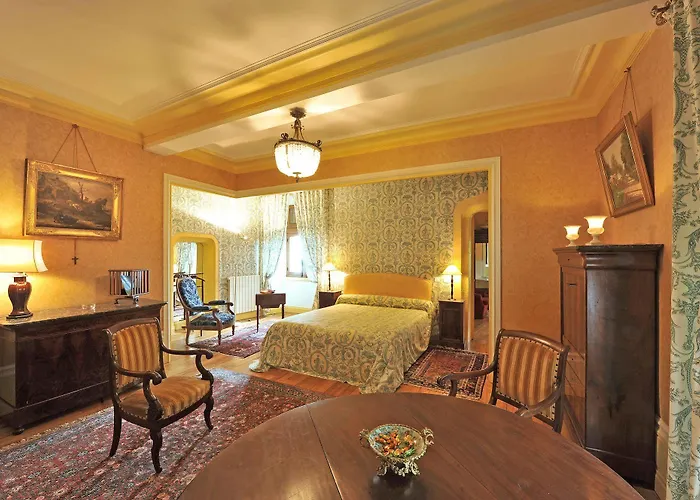 Chateau De ベッド・アンド・ブレックファスト 4*